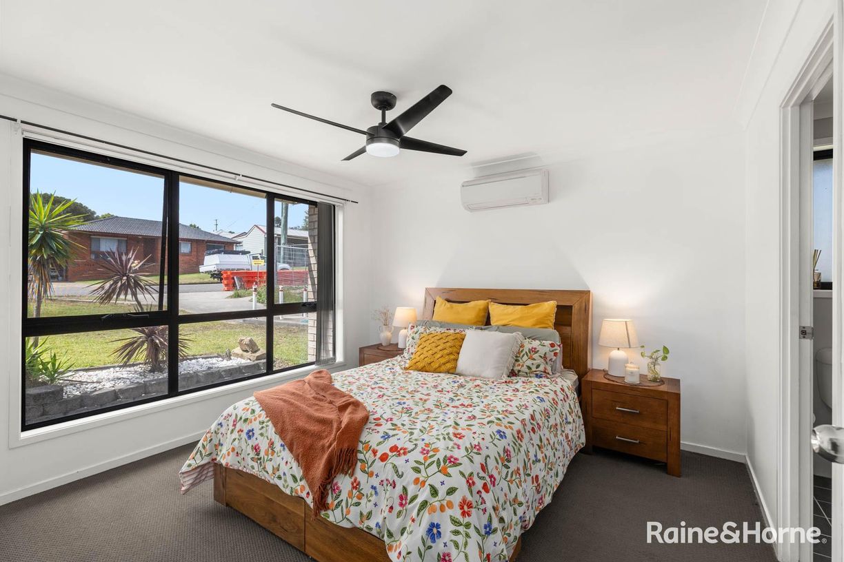 8 Russell Street — photo 7 of 18