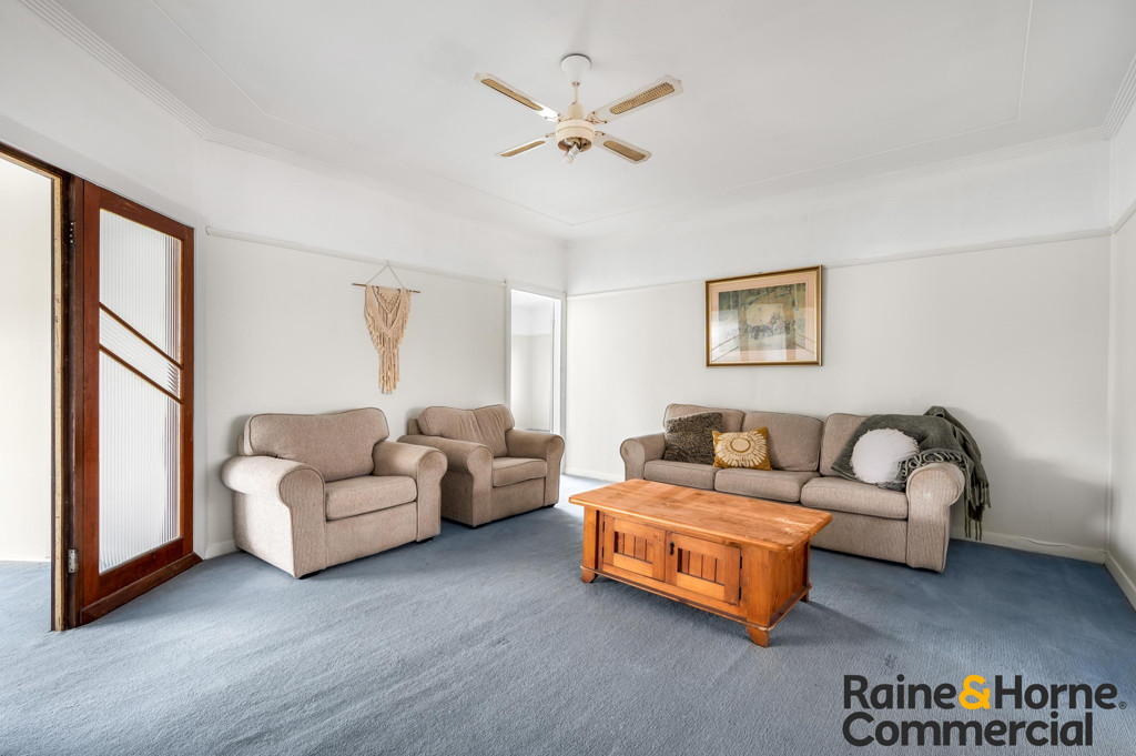 152 Myall Street — photo 14 of 21