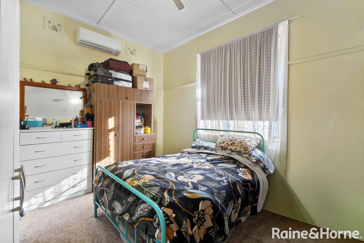 33 Barton Street — photo 6 of 10