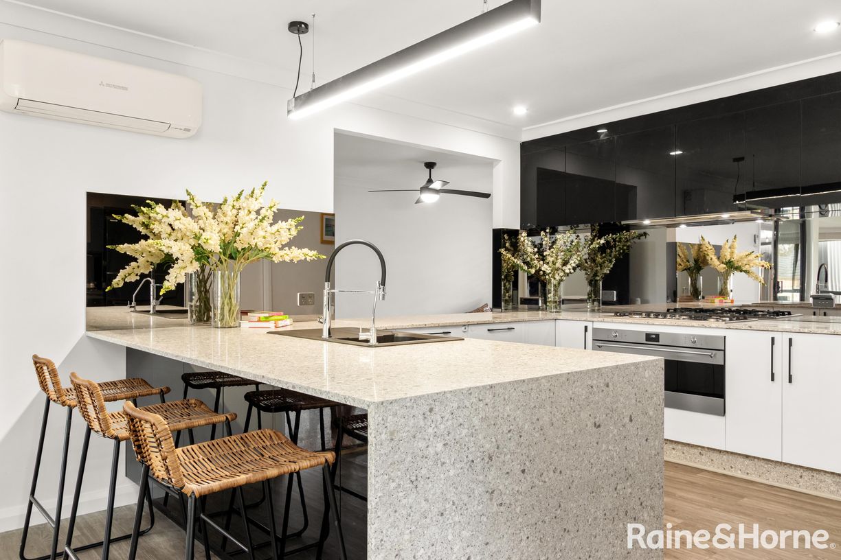 7 Kariwara Street — photo 3 of 18
