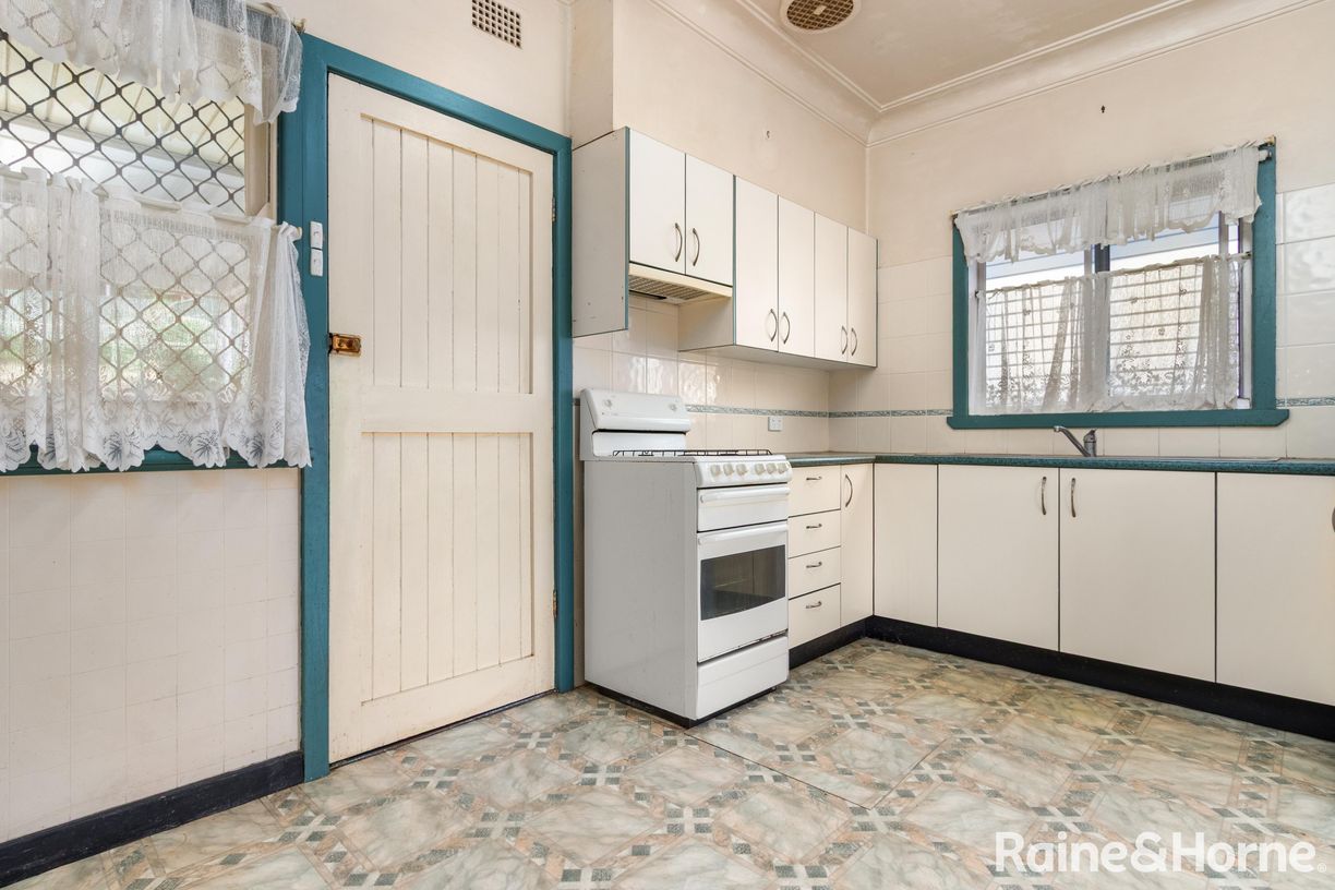 3 Joslin Street — photo 10 of 20