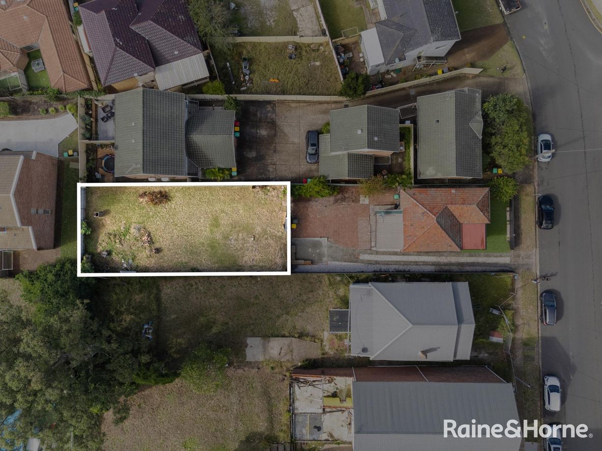 7 Gen Street — photo 10 of 12
