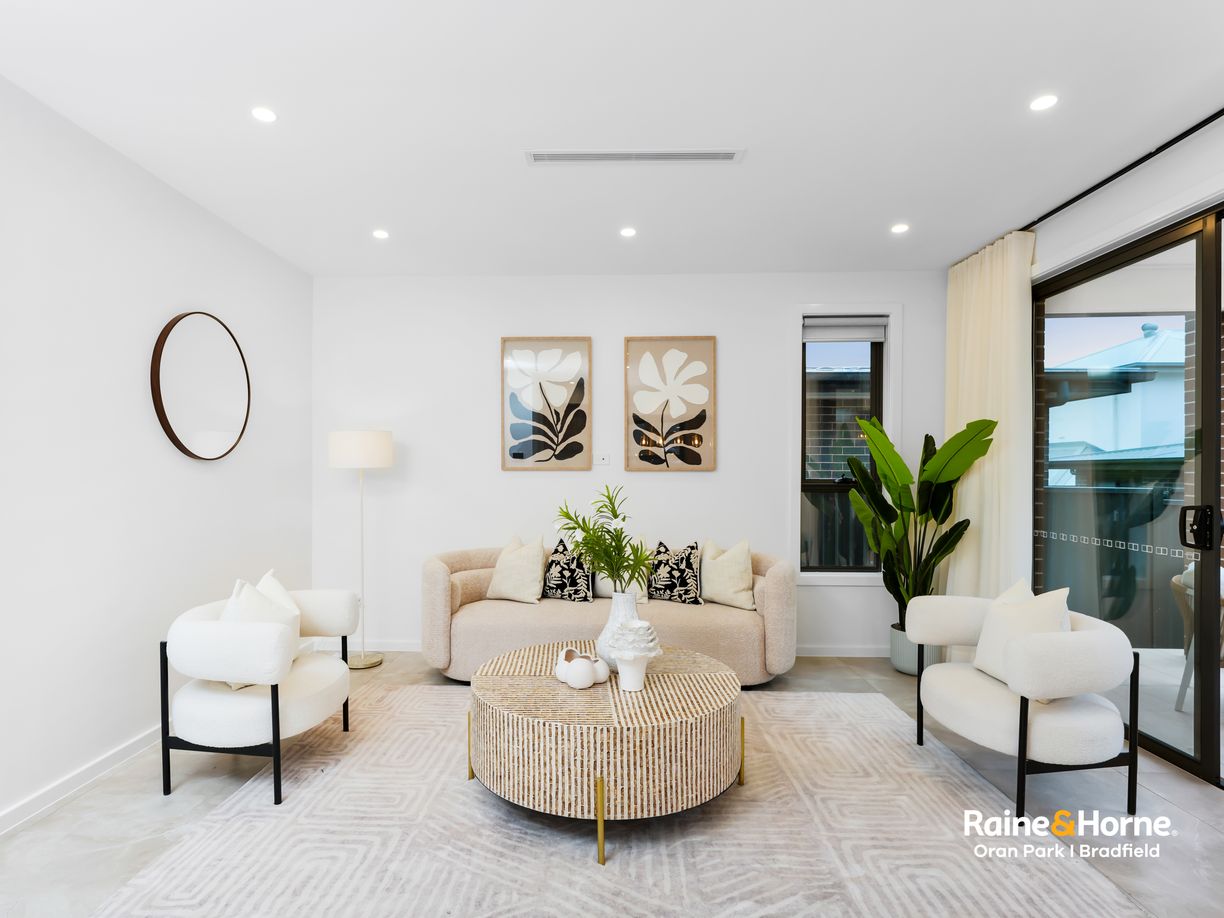 52 Warrawal Avenue — photo 11 of 30