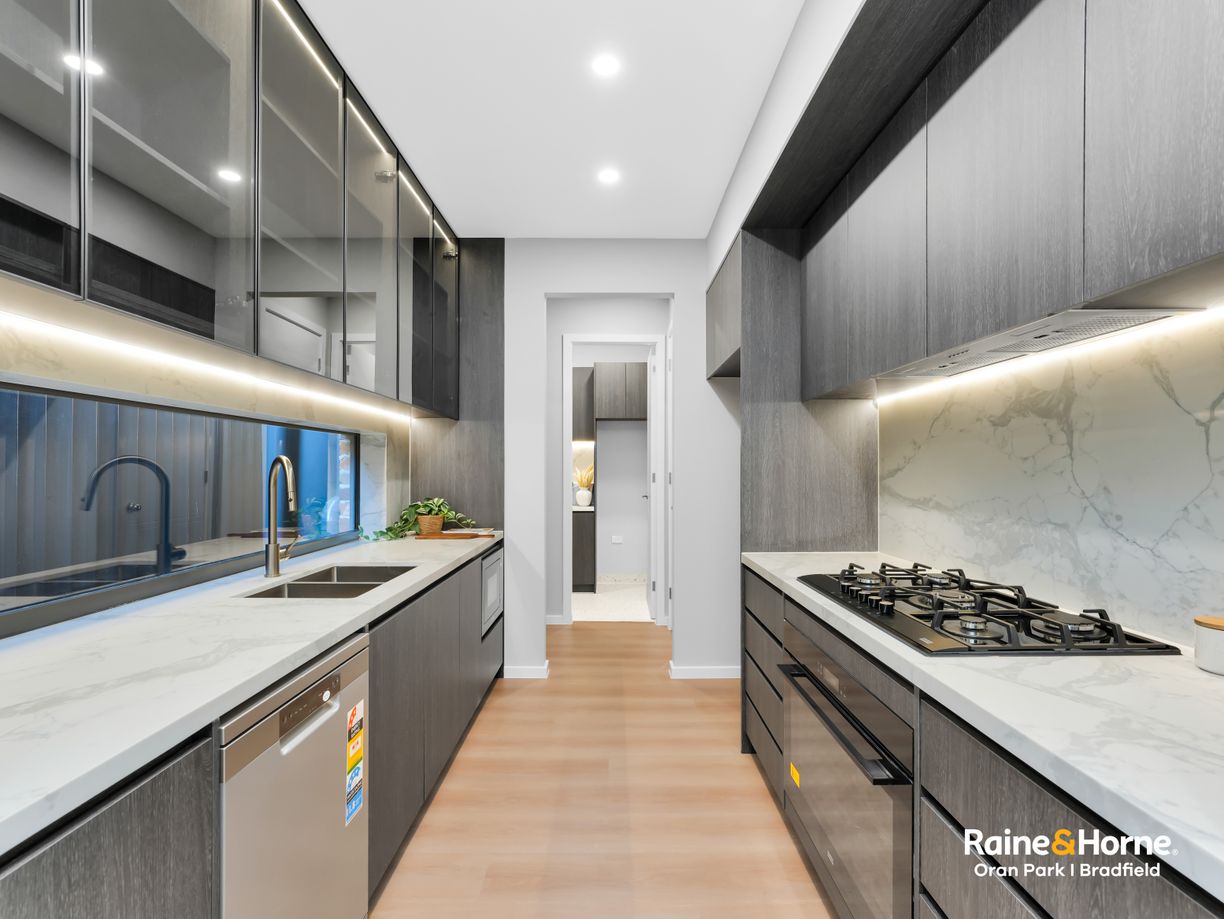 1 Estaires Street — photo 4 of 28
