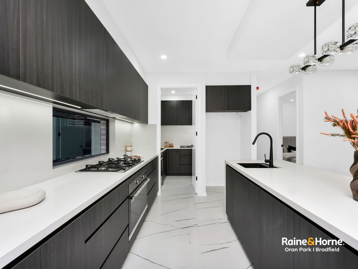8 Bullaring Street — photo 6 of 30