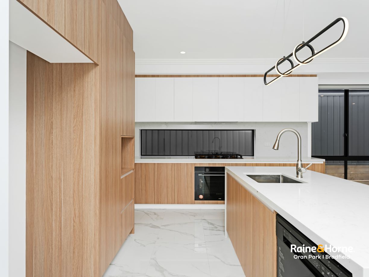 30 & 30A Cassio Way — photo 10 of 30