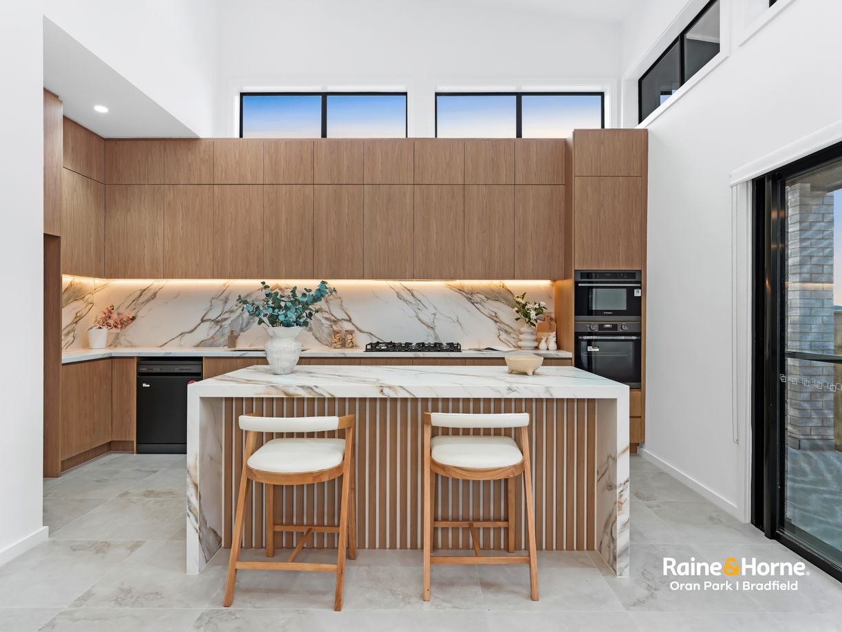 14 Bernborough Street — photo 5 of 30