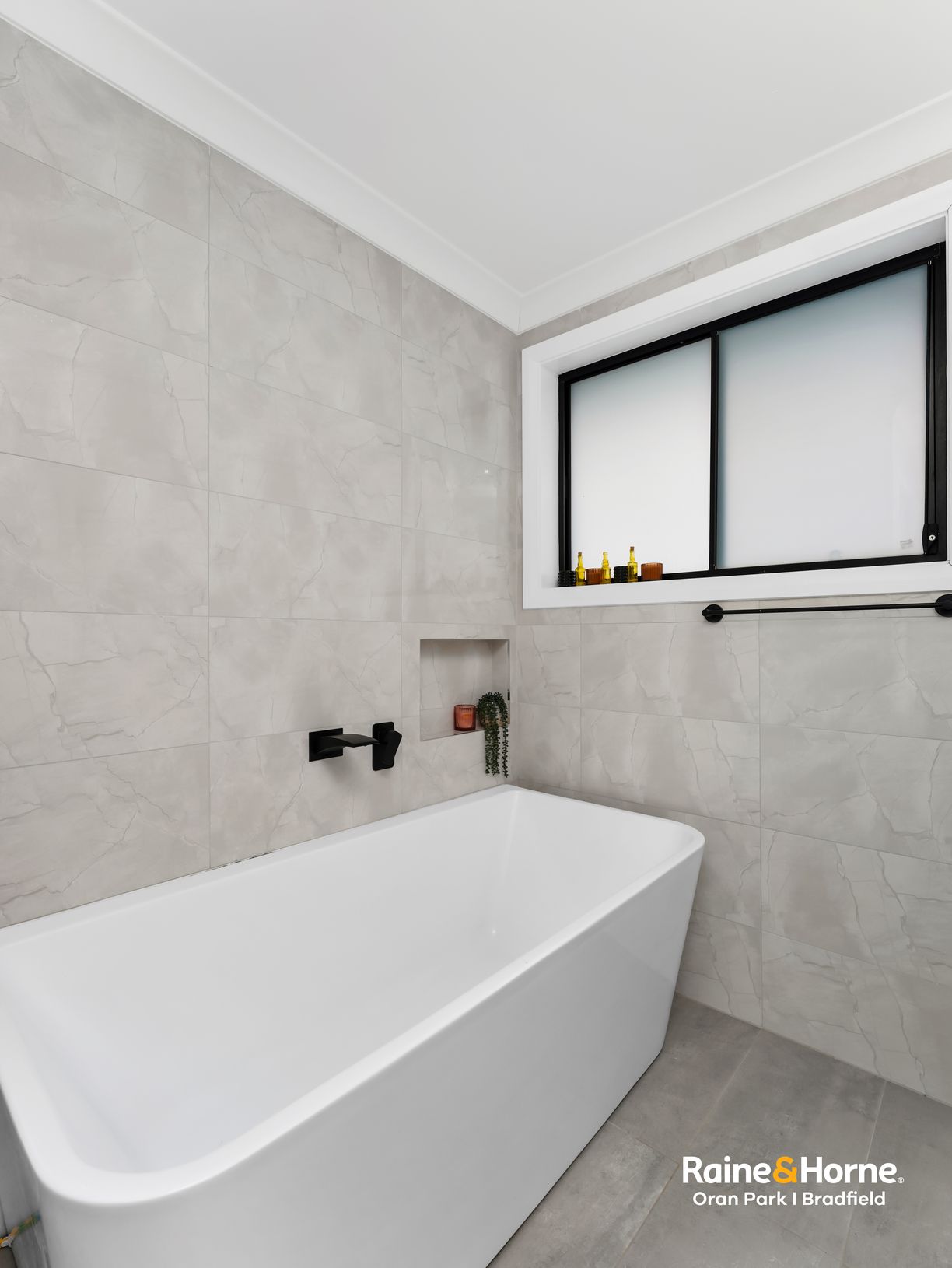 67 Lethbridge Road — photo 15 of 20