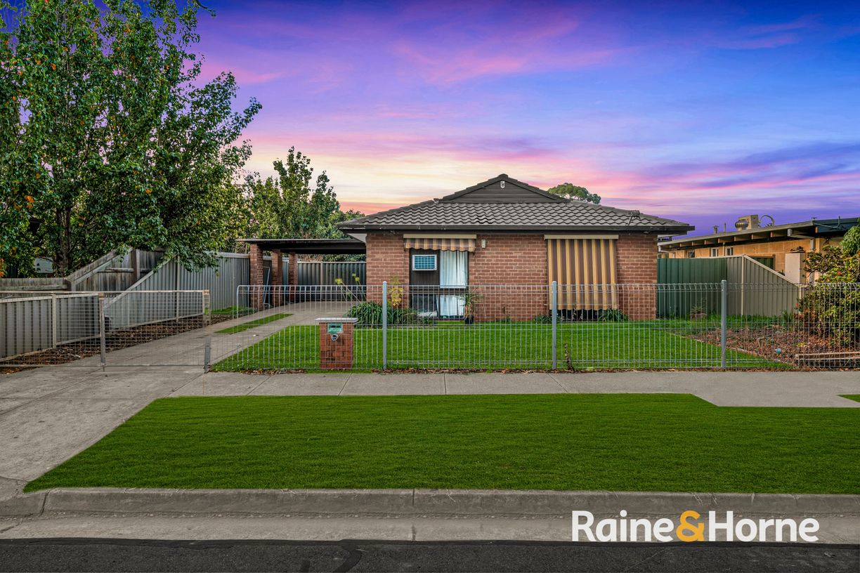 64 Ballan Road — photo from Raine & Horne Tarnina
