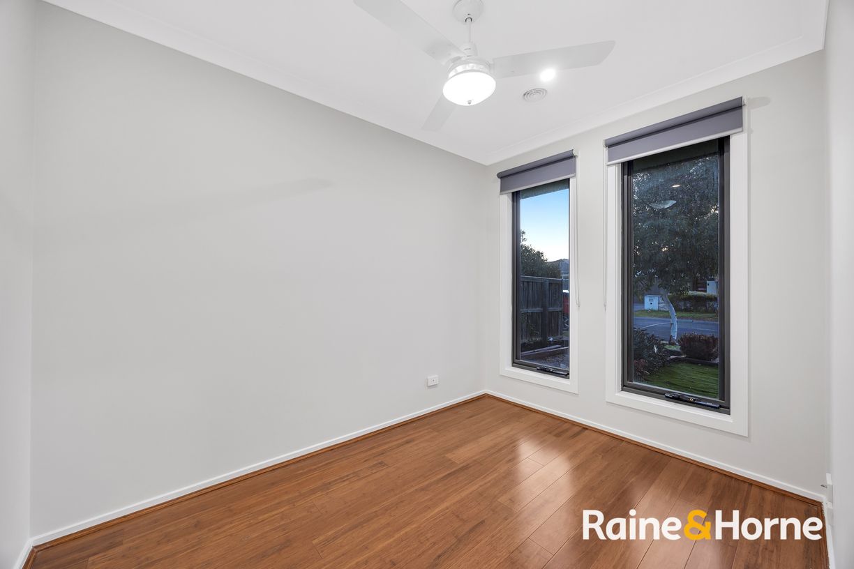 10 Crissa Street — photo 18 of 27