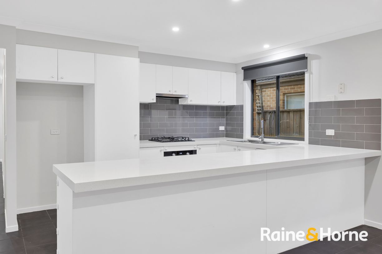 10 Crissa Street — photo 5 of 27