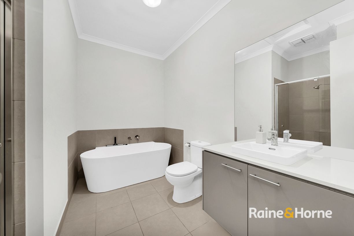 26 Pedra Avenue — photo 14 of 26