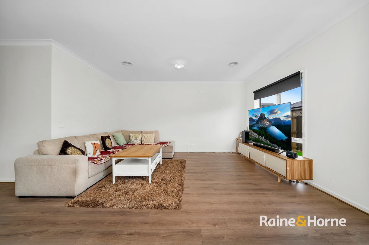 26 Pedra Avenue — photo 11 of 26
