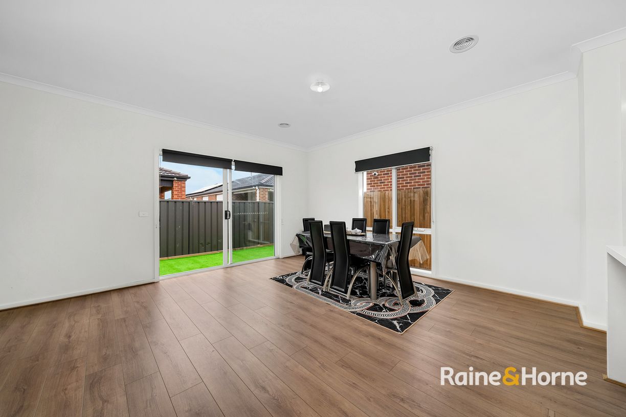 26 Pedra Avenue — photo 12 of 26