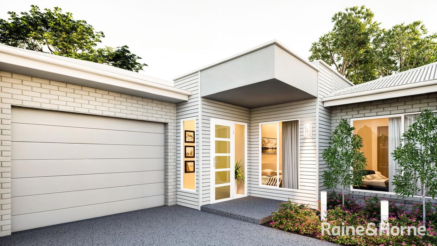 4/57 Dudley Street — photo from Raine & Horne Vanguard