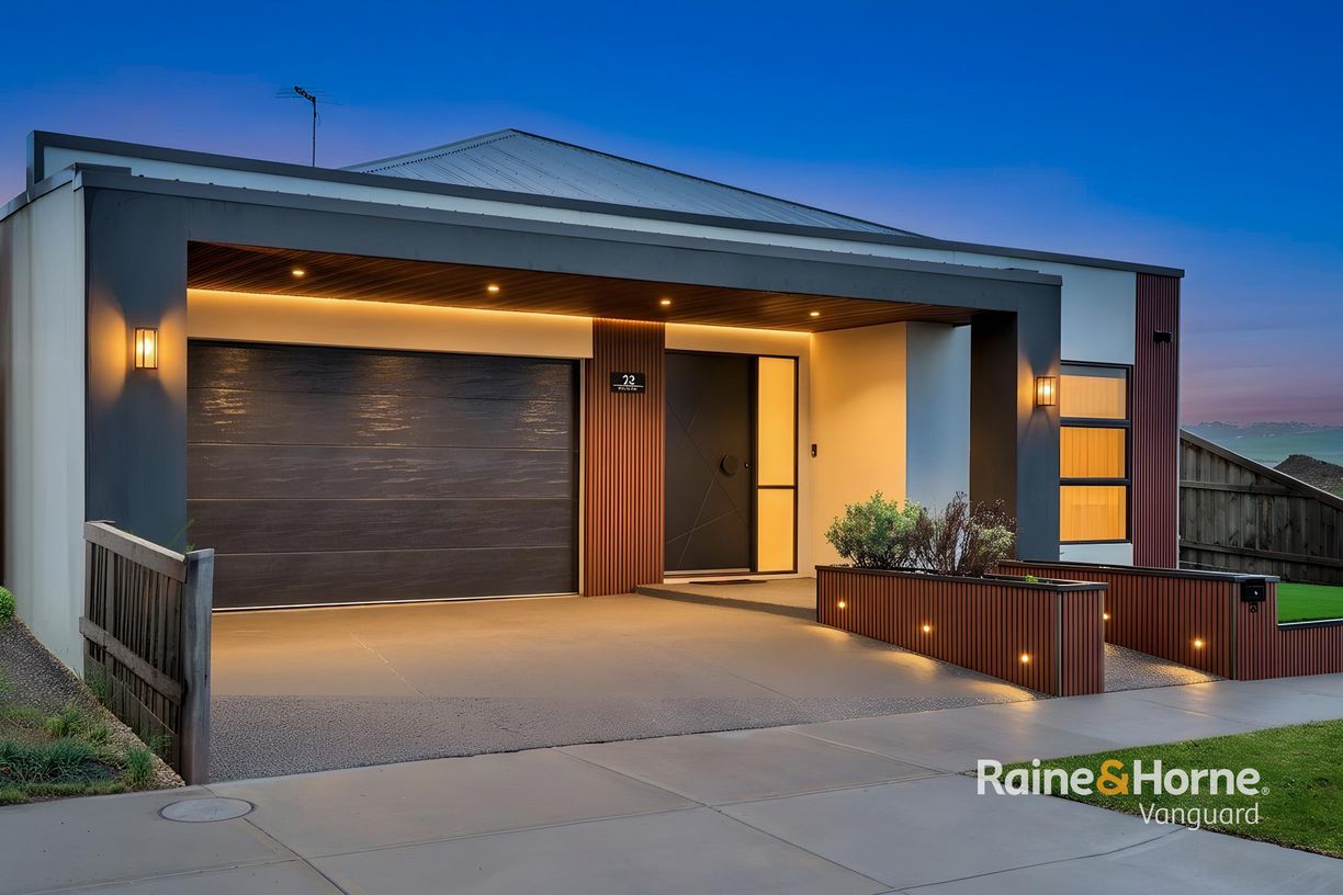23 Cygnet Way — photo 2 of 22