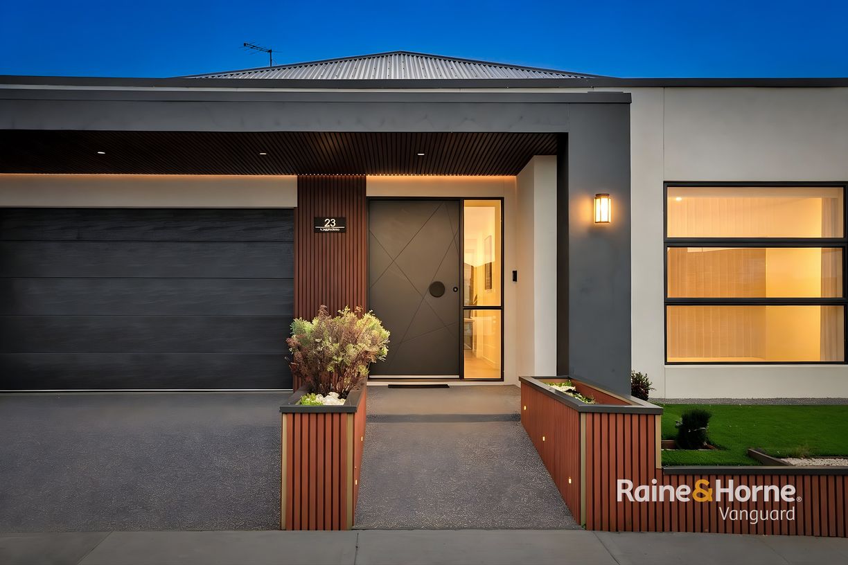 23 Cygnet Way — photo 3 of 22