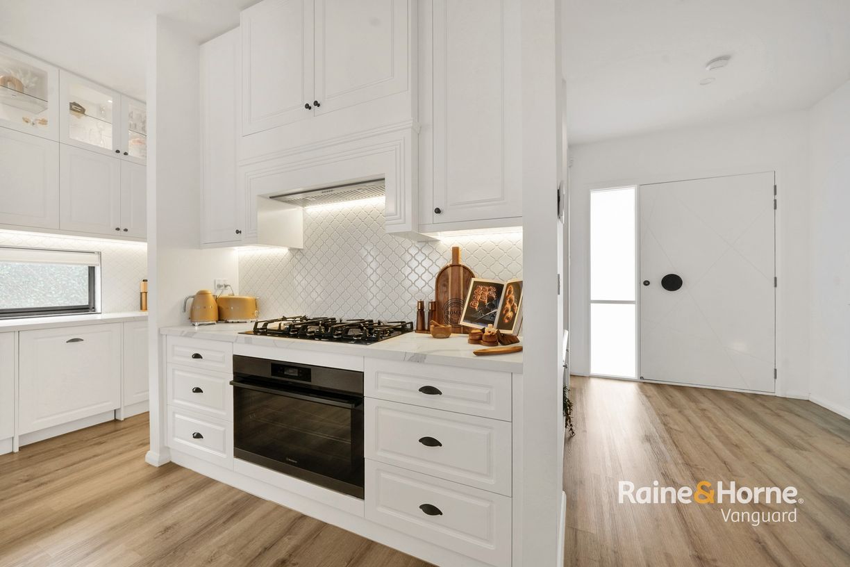 23 Cygnet Way — photo 7 of 22