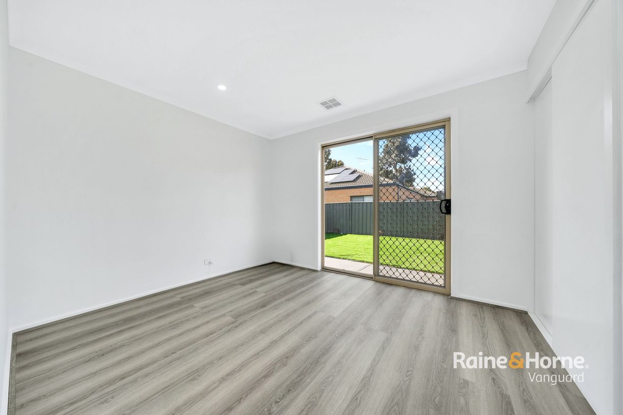 75 Mareeba Way — photo 15 of 30