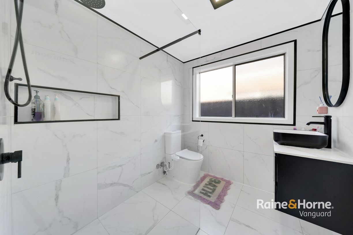 75 Mareeba Way — photo 14 of 30
