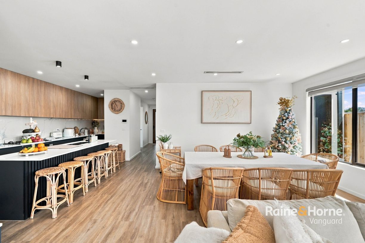 18 Light Street — photo 10 of 17