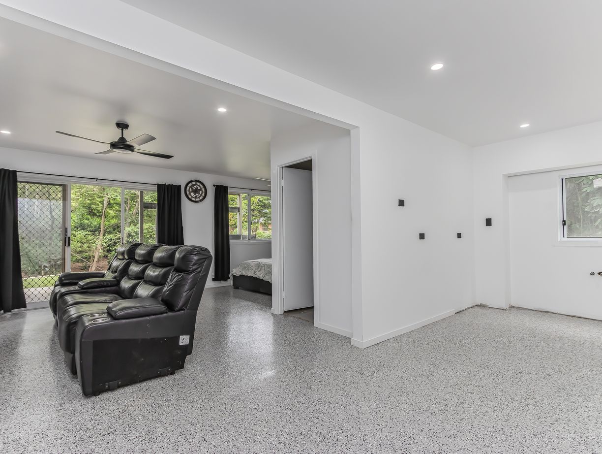 7/1 Castle Field Drive — photo 15 of 17