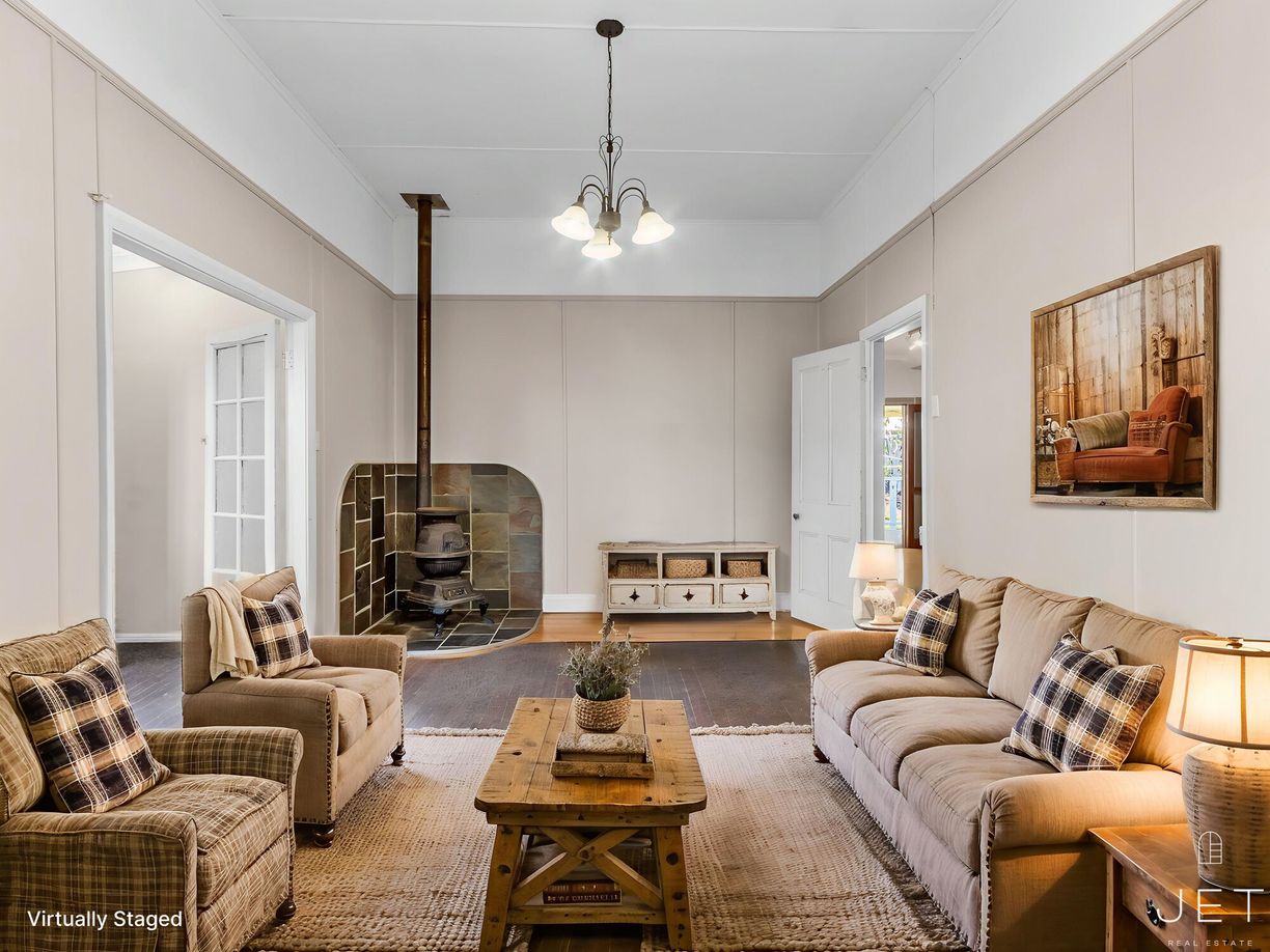 16 George Street — photo from Raine & Horne Jet
