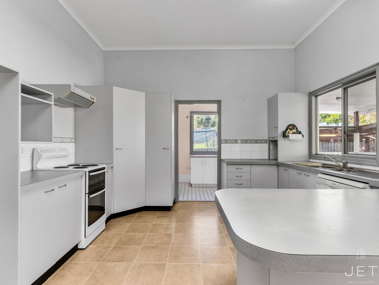 16 George Street — photo 7 of 22