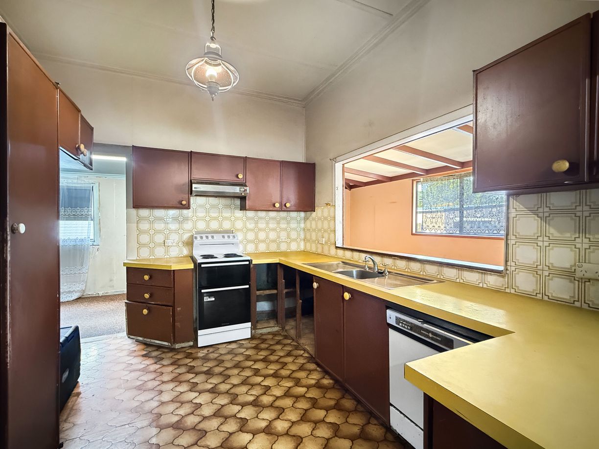 62 Wollumbin Street — photo 5 of 15