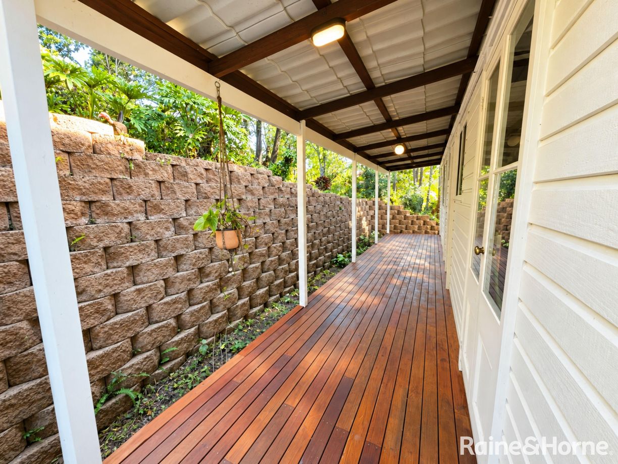 2/35 Hall Drive — photo 12 of 20