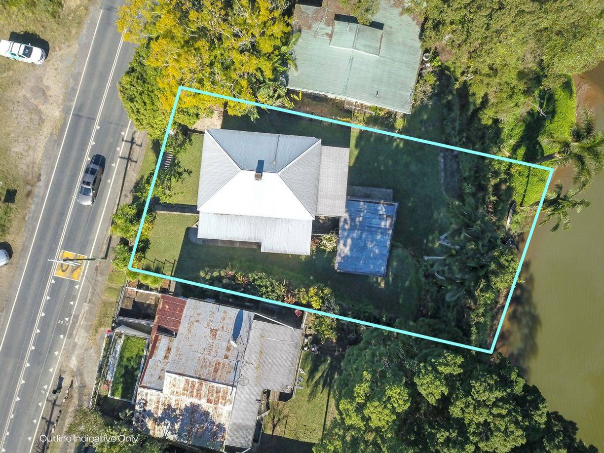 449 Tweed Valley Way — photo 7 of 20