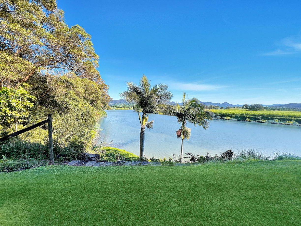 449 Tweed Valley Way — photo 14 of 20