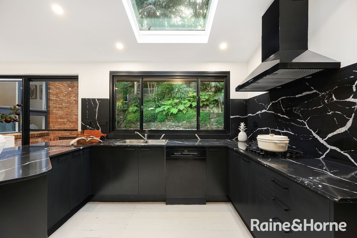 76 Campbell Drive — photo 8 of 20