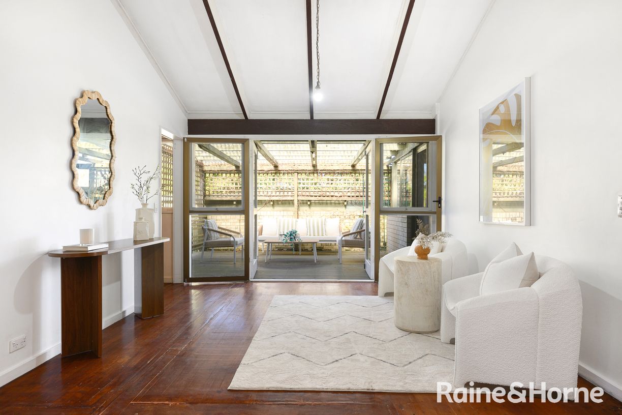 53 Douglas Street — photo 3 of 20