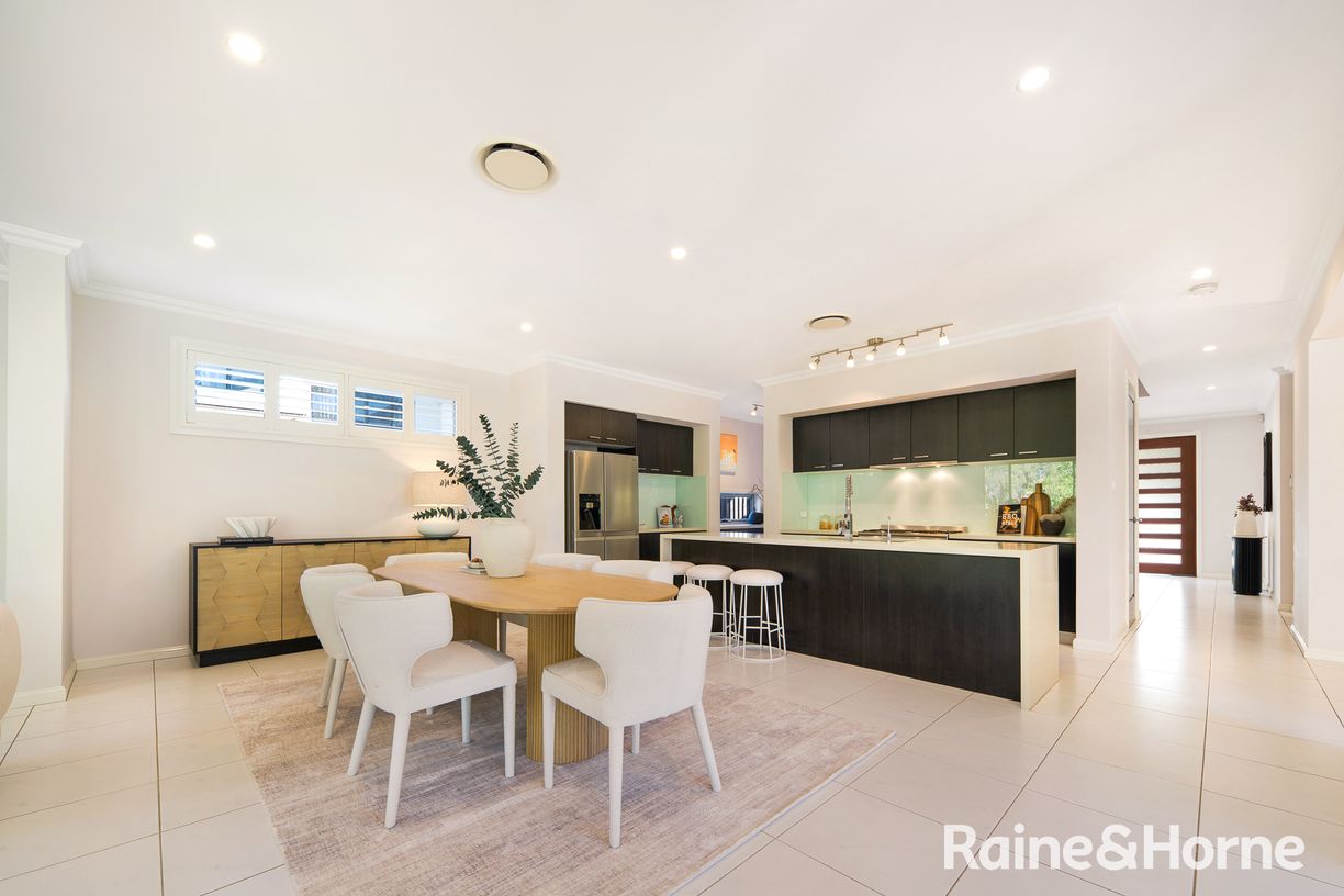 5 Anoushka Place — photo 5 of 22