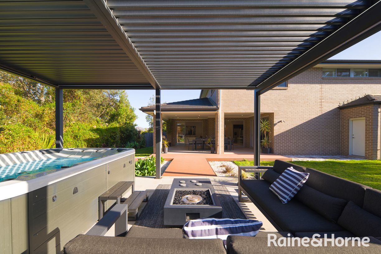 5 Anoushka Place — photo 14 of 22