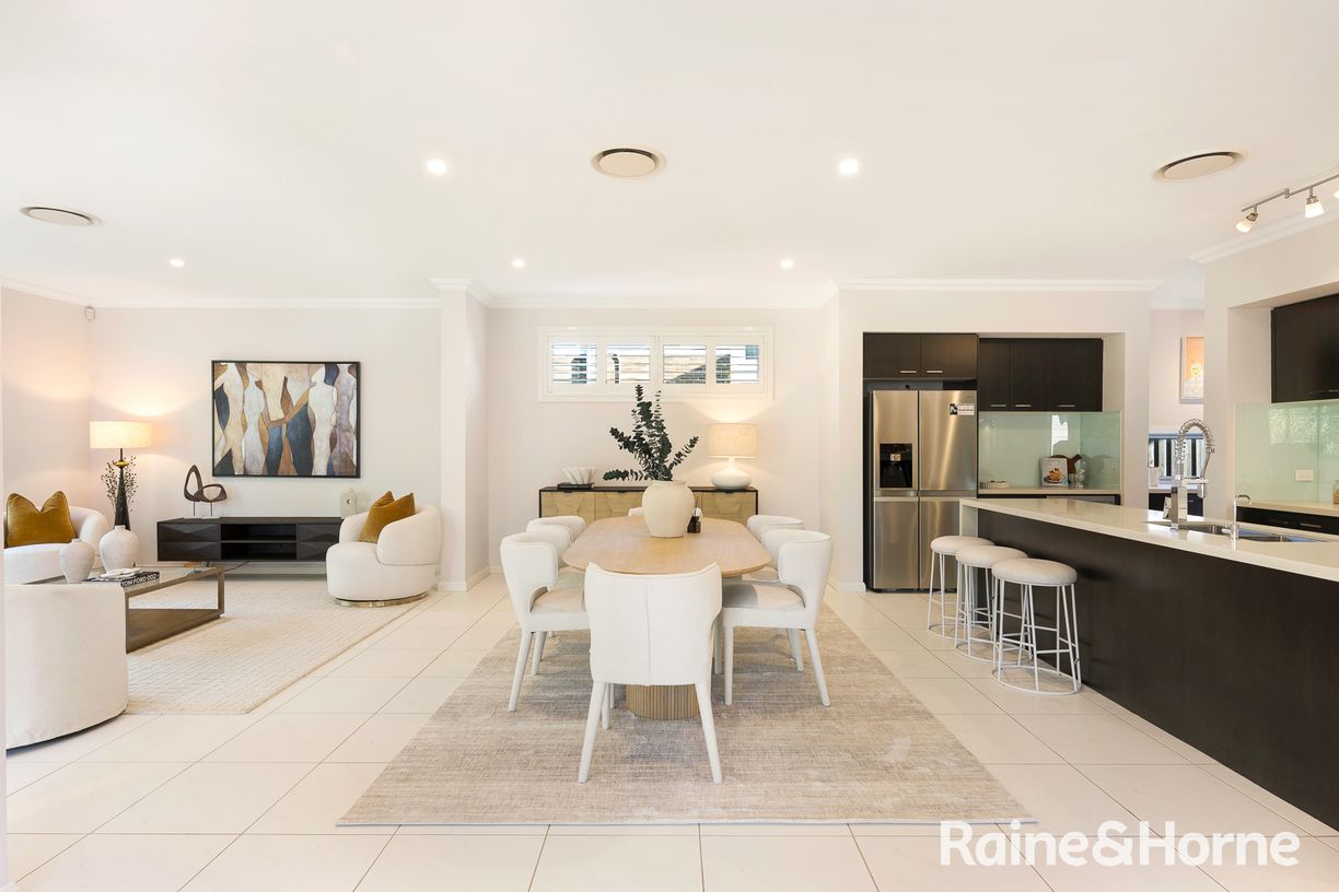5 Anoushka Place — photo 6 of 22