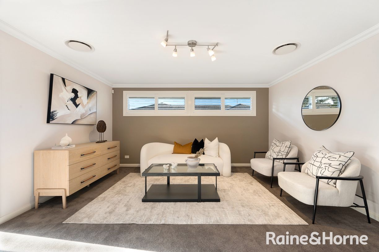 5 Anoushka Place — photo 13 of 22