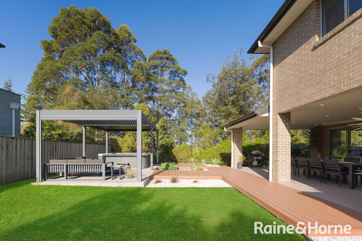 5 Anoushka Place — photo 15 of 22