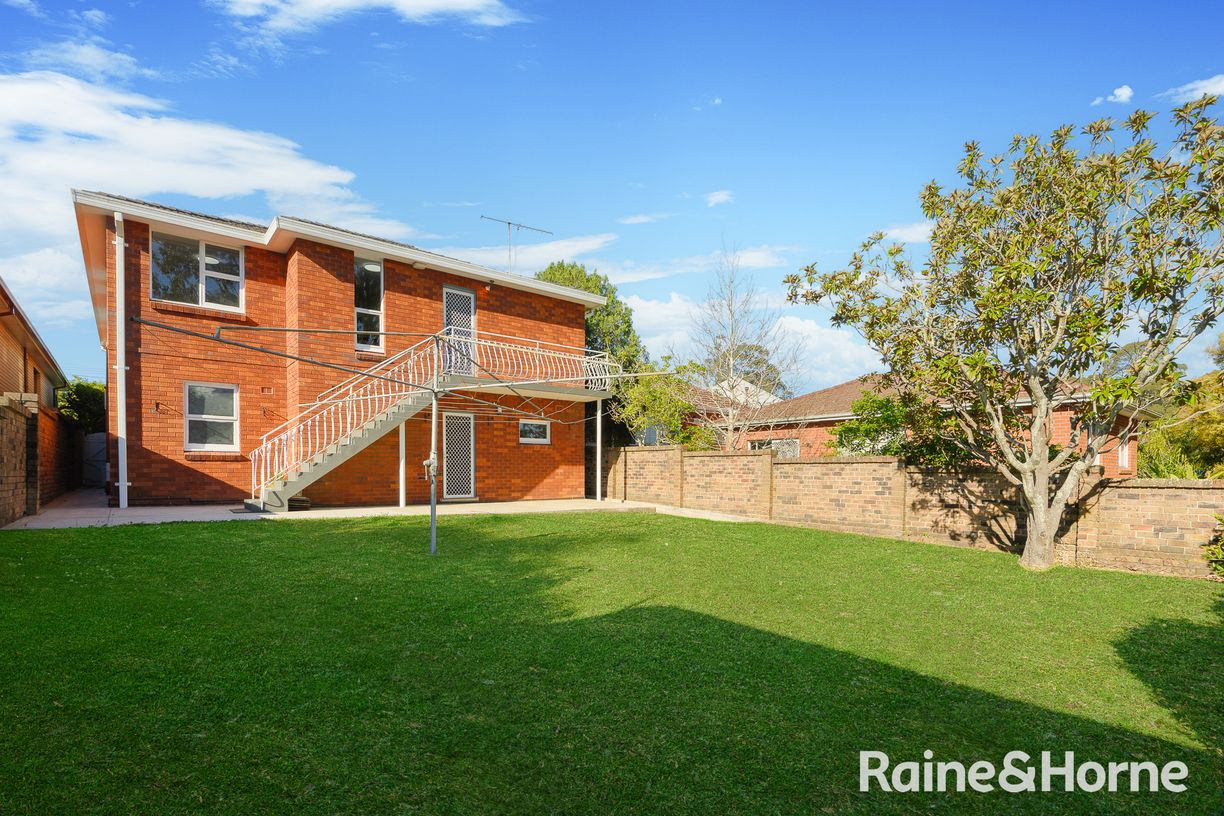 124 Fullers Road — photo 14 of 19