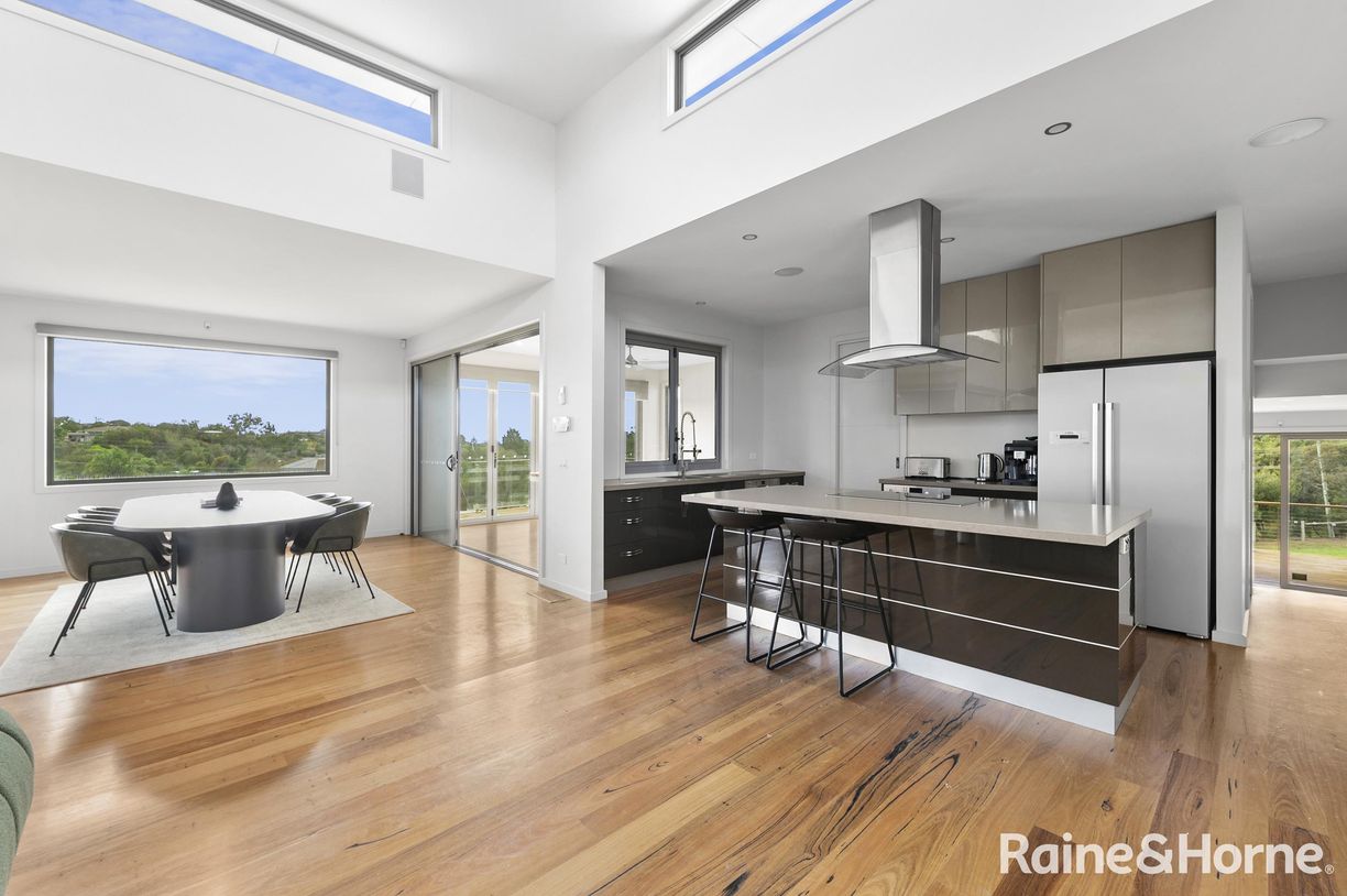 144 Weeroona Street — photo 3 of 21
