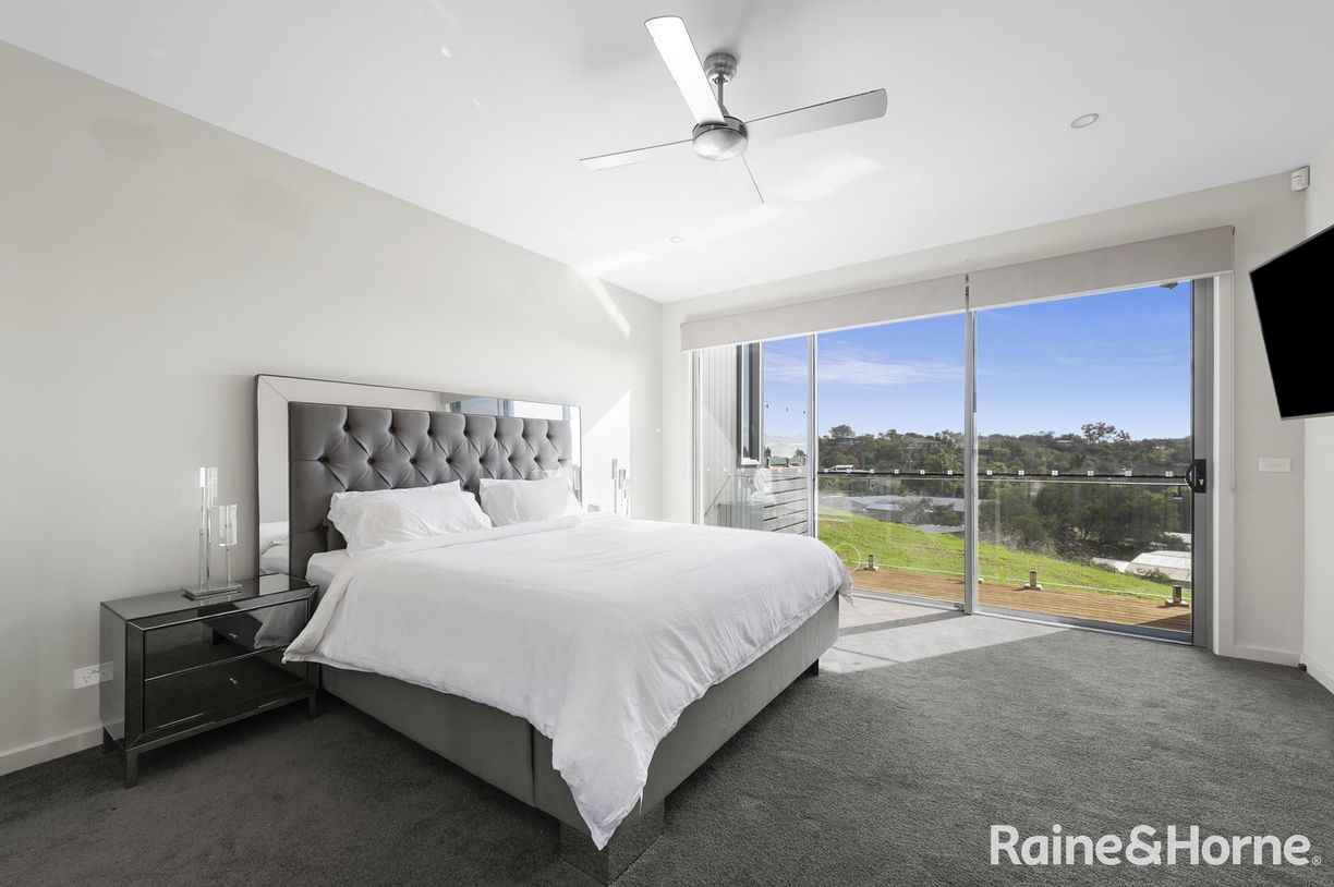 144 Weeroona Street — photo 6 of 21