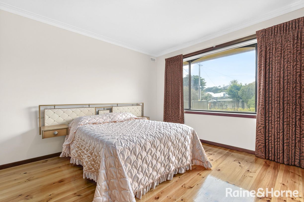 22 Yaringa Court — photo 7 of 10