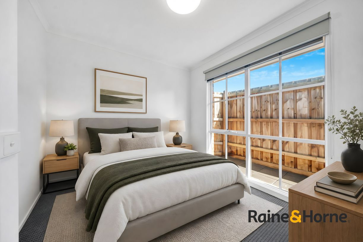 1/4 Bainbridge Court — photo 6 of 14