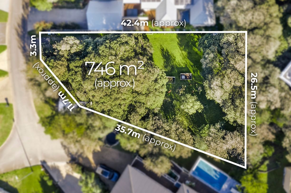 16 Keats Court — photo from Raine & Horne Shoreline