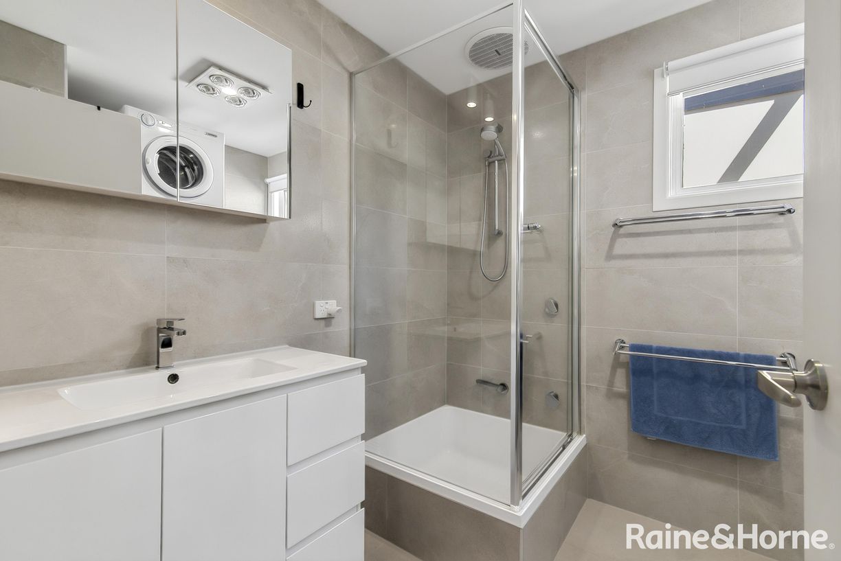 6 WARATAH Street — photo 7 of 10
