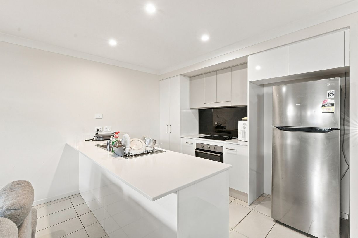 35/19 Whittley Court — photo 3 of 30