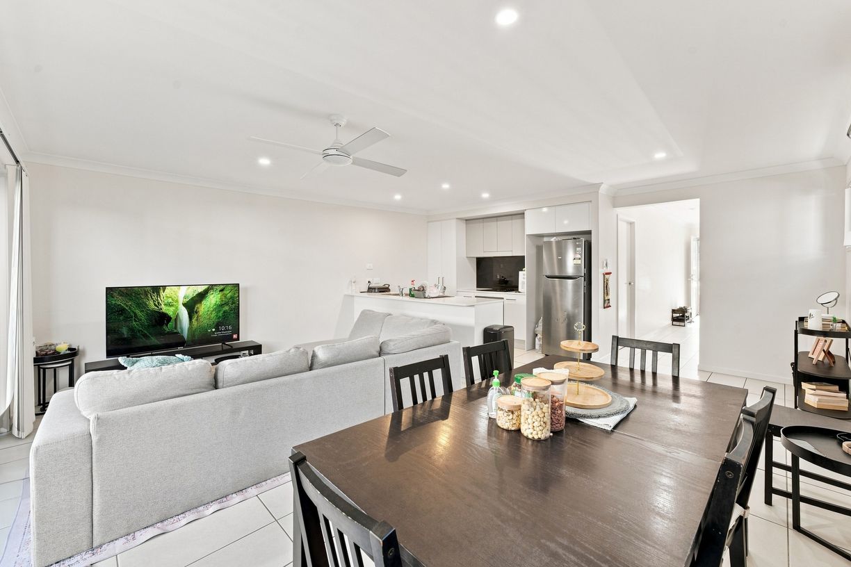 35/19 Whittley Court — photo 5 of 30