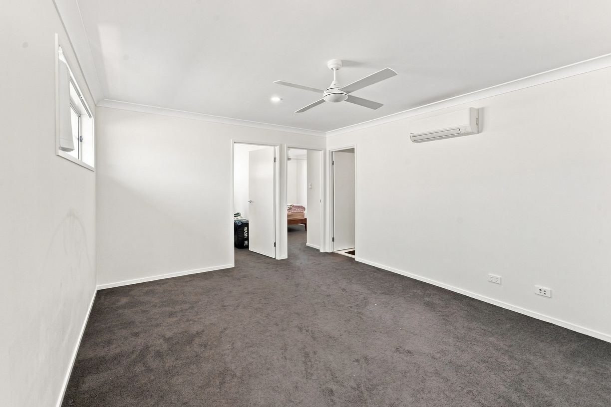 35/19 Whittley Court — photo 11 of 30