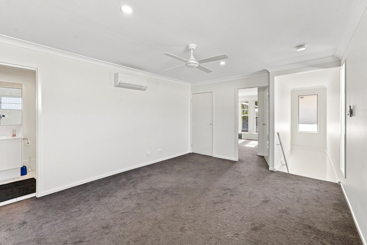 35/19 Whittley Court — photo 12 of 30